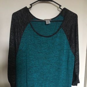 Raglan tee
